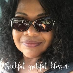 Meet your Posher, Pamela